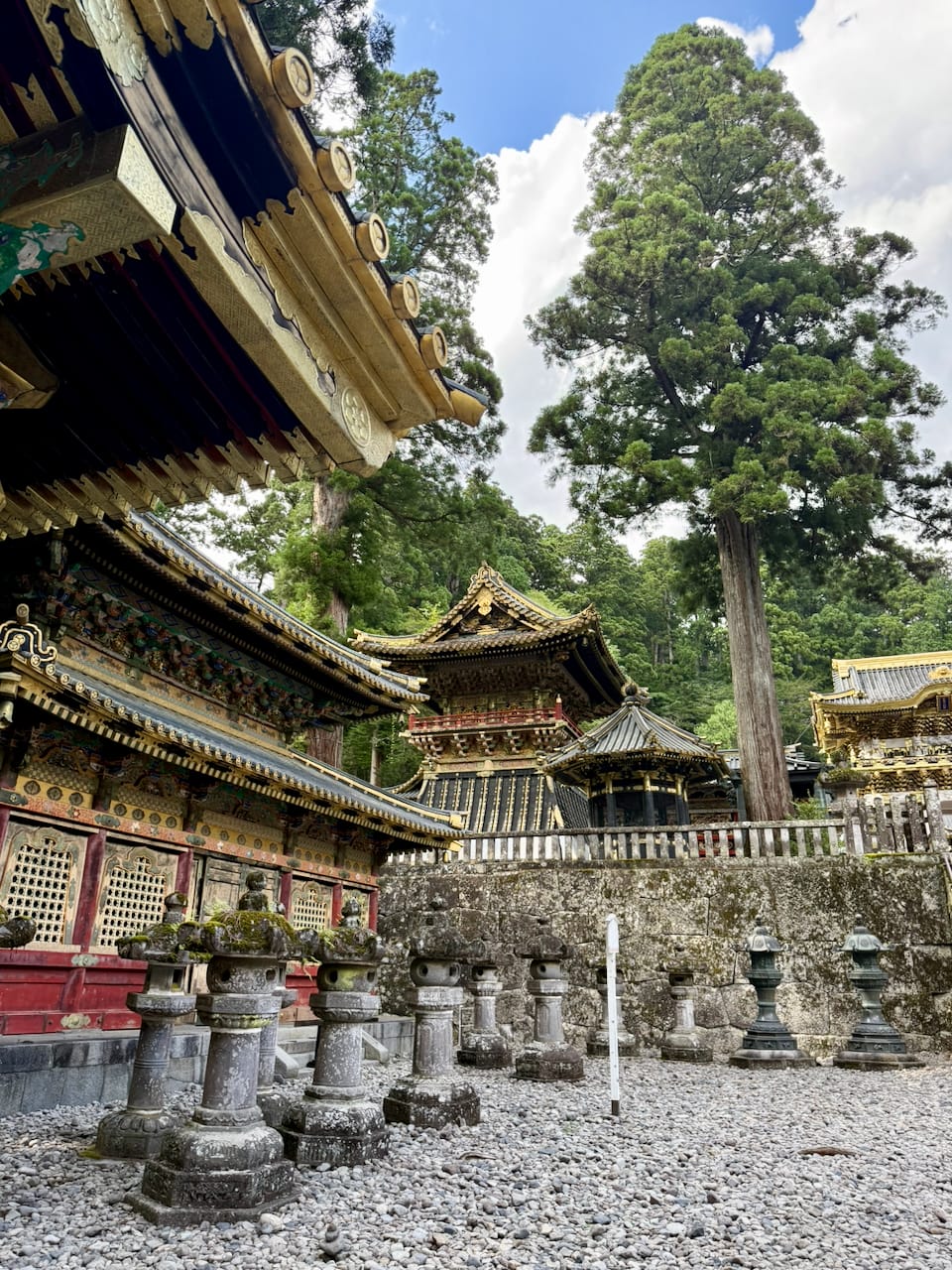 Toshogu schrijn Nikko – pagode in het cederbos