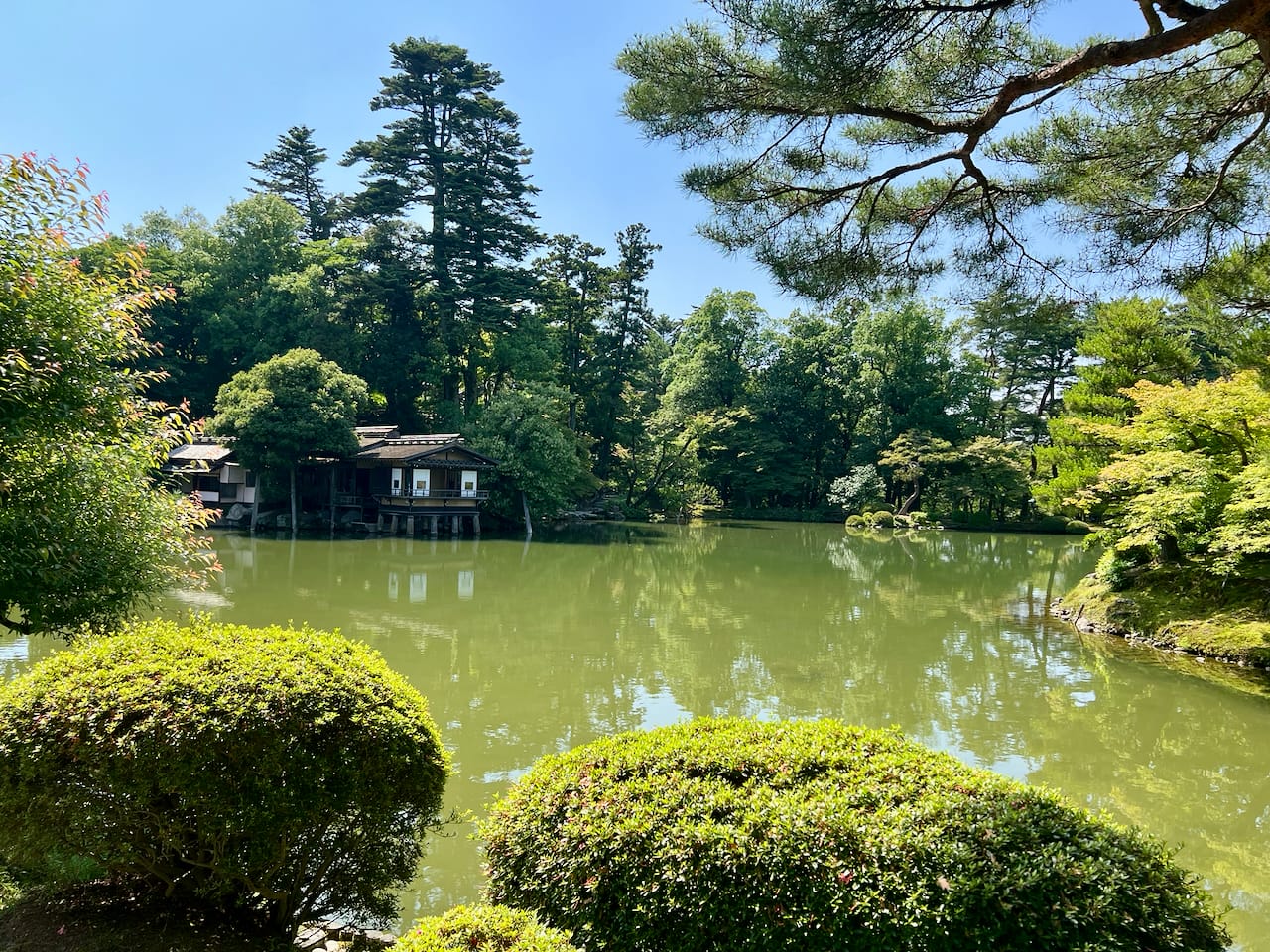 Kenrokuen tuin Kanazawa – een van Japans mooiste landschapstuinen